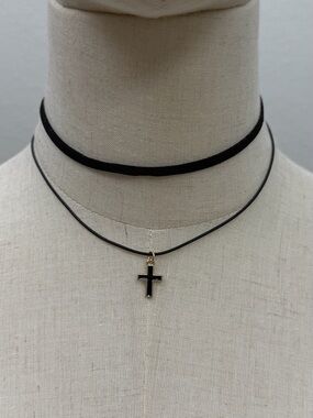 Black Cross Layered Choker Necklace Gothic Y2K Velvet Necklace